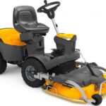 Stiga Frontmäher Park 340 PWX 4WD – Grundgerät ohne Mähdeck – Modell 2021